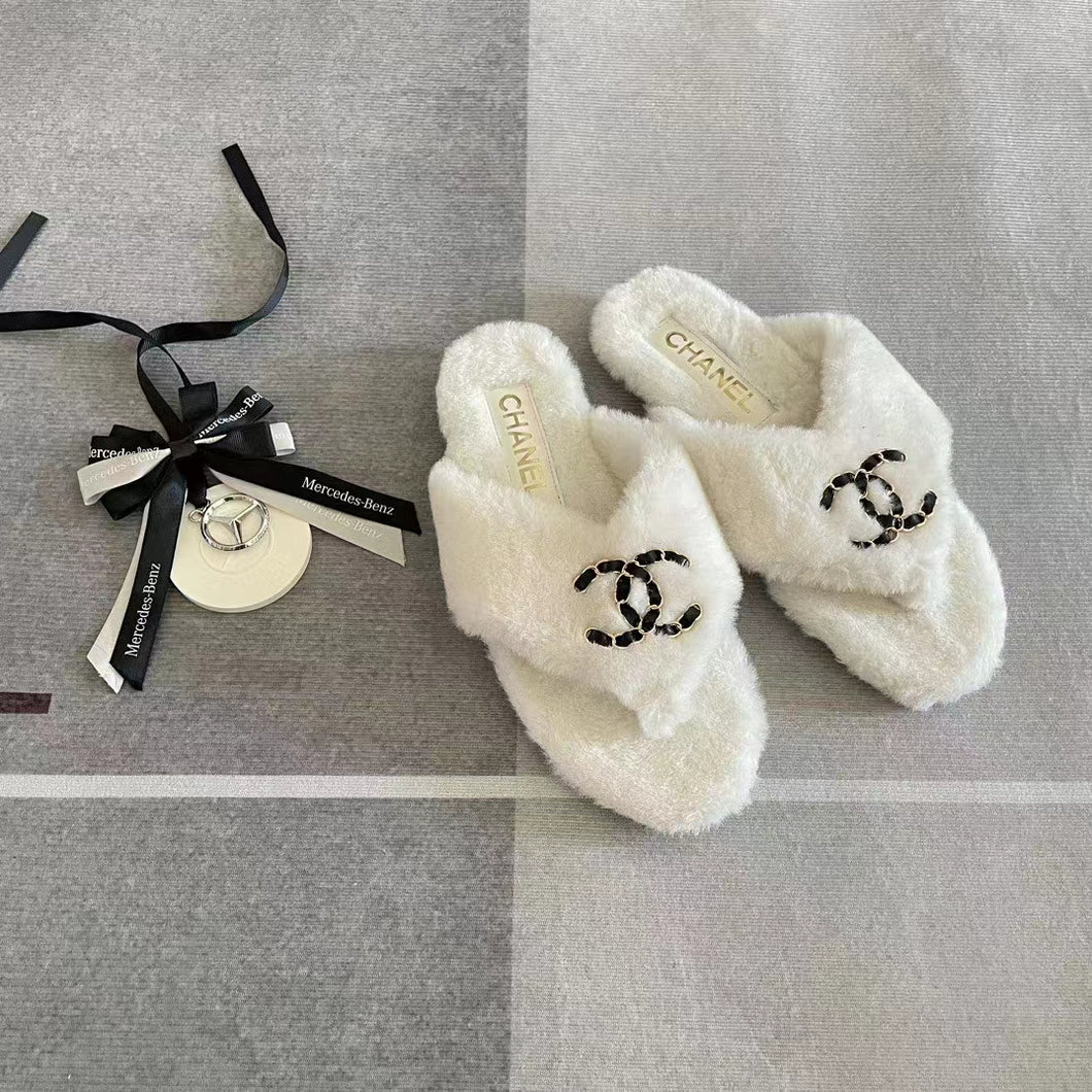 2023 CC  classic four seasons  plush slippers