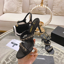 Load image into Gallery viewer, 2023 catwalk style double C chain sandals -S40
