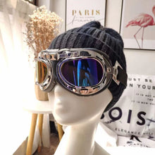 Load image into Gallery viewer, Fashion New Skiing with glasses knitted hat
