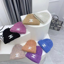 Load image into Gallery viewer, Fashion New autumn and winter knitted hat
