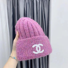 Load image into Gallery viewer, Fashion New autumn and winter knitted hat
