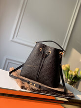 Load image into Gallery viewer, 2023 New Luxury VL  Handbag
