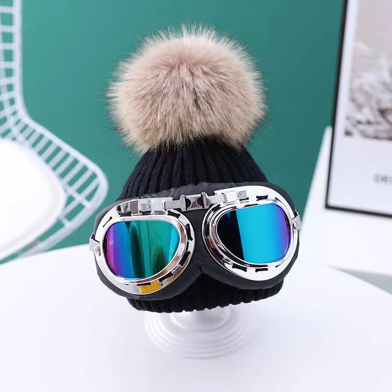 New Skiing with glasses knitted Kids hat