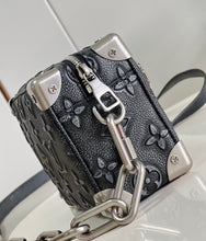 Load image into Gallery viewer, 2023 New Luxury VL  Handbag
