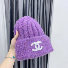 Load image into Gallery viewer, Fashion New autumn and winter knitted hat
