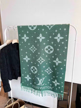 Load image into Gallery viewer, Luxury New shawl scarf printed winter cashmere scarf
