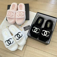 Load image into Gallery viewer, 2023 CC classic four seasons  plush slippers
