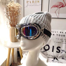 Load image into Gallery viewer, Fashion New Skiing with glasses knitted hat
