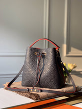 Load image into Gallery viewer, 2023 New Luxury VL  Handbag
