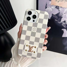 Load image into Gallery viewer, Leather label oil edge mobile phone case for iphone
