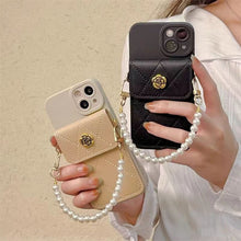 Load image into Gallery viewer, Luxury pearl chain phone case for iphone
