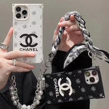 Load image into Gallery viewer, Luxury pearl chain phone case for iphone
