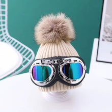 Load image into Gallery viewer, New Skiing with glasses knitted Kids hat
