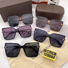 Load image into Gallery viewer, Classical Women Sunglasses Men Sunglasses
