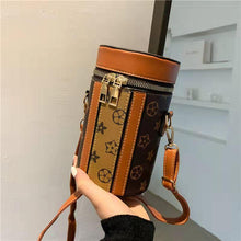 Load image into Gallery viewer, Luxury printing crossbody universal mobile phone bag
