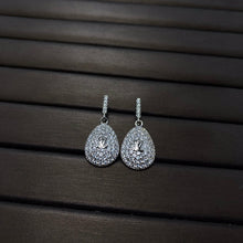 Load image into Gallery viewer, Fashion earrings
