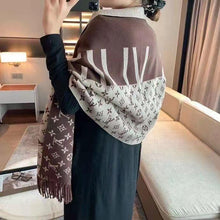 Load image into Gallery viewer, New Luxury autumn and winter Stitching color cashmere warm shawl tassel scarf
