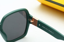 Load image into Gallery viewer, GRADIENT COLOR SUNGLASSES FOR WOMEN
