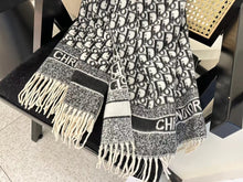 Load image into Gallery viewer, Luxury New shawl scarf printed winter cashmere scarf
