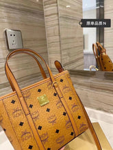 Load image into Gallery viewer, 2022 MCM Hand Bags -- 48
