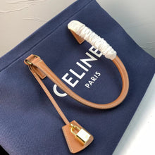 Load image into Gallery viewer, 2022 Celine Handbags -- 33
