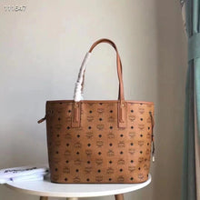 Load image into Gallery viewer, 2022 MCM Hand Bags -- 42
