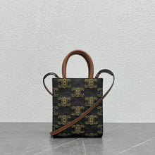 Load image into Gallery viewer, 2022 Celine Handbags -- 36
