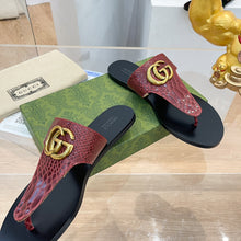 Load image into Gallery viewer, 2023 GG Flat Bottom Slippers - S9
