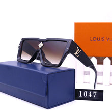 Load image into Gallery viewer, New Ladies Fashion Classic Sunglasses in 2022
