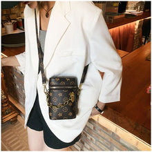 Load image into Gallery viewer, Retro chain crossbody universal mobile phone bag
