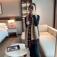 Load image into Gallery viewer, New Luxury autumn and winter Stitching color cashmere warm shawl tassel scarf
