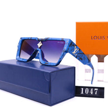 Load image into Gallery viewer, New Ladies Fashion Classic Sunglasses in 2022
