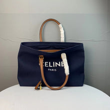 Load image into Gallery viewer, 2022 Celine Handbags -- 33
