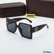 Load image into Gallery viewer, Classical Sunglasses Unisex Sunglasses
