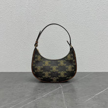 Load image into Gallery viewer, 2022 Celine Handbags -- 35
