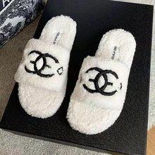 Load image into Gallery viewer, warm slippers soft and comfortable home lambswool slippers
