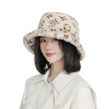 Load image into Gallery viewer, New trend Autumn and winter all-match fluffy warm fisherman hat
