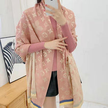 Load image into Gallery viewer, Luxury Shawls Wraps Print Tassels Winter Cashmere Scarf
