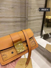 Load image into Gallery viewer, 2022 MCM Hand Bags -- 41
