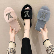 Load image into Gallery viewer, Women&#39;s Luxury diamond Home Shoes Flat Slippers Faux Fur plush slippers
