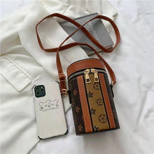 Load image into Gallery viewer, Luxury printing crossbody universal mobile phone bag
