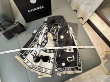 Load image into Gallery viewer, Luxury New shawl scarf printed winter cashmere scarf
