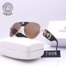 Load image into Gallery viewer, 2021 Classical Fashion Women Men Sunglasses
